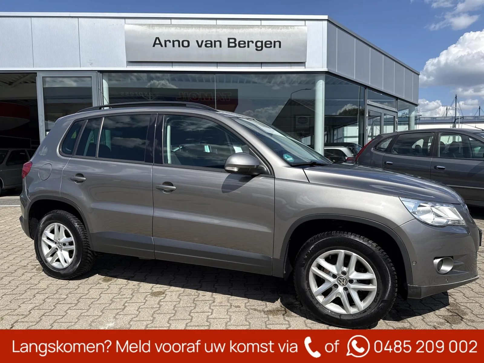 Volkswagen Tiguan (2010) — foto 1