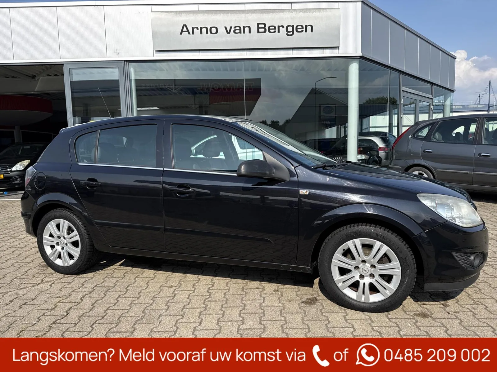 Opel Astra (2009) — foto 1