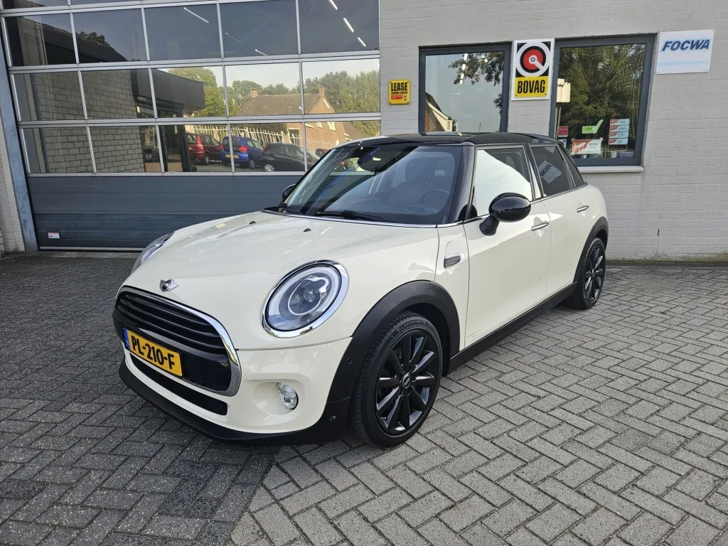 MINI Cooper (2017) — foto 1