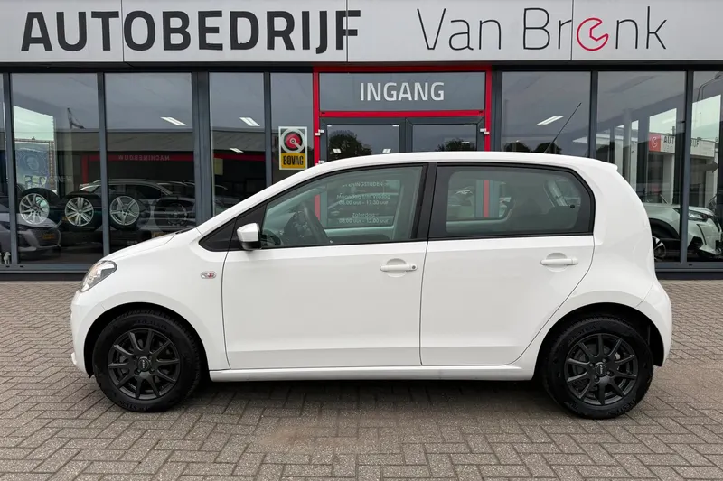 Volkswagen Up! (2013)