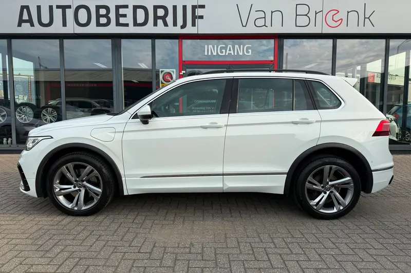 Volkswagen Tiguan (2021)