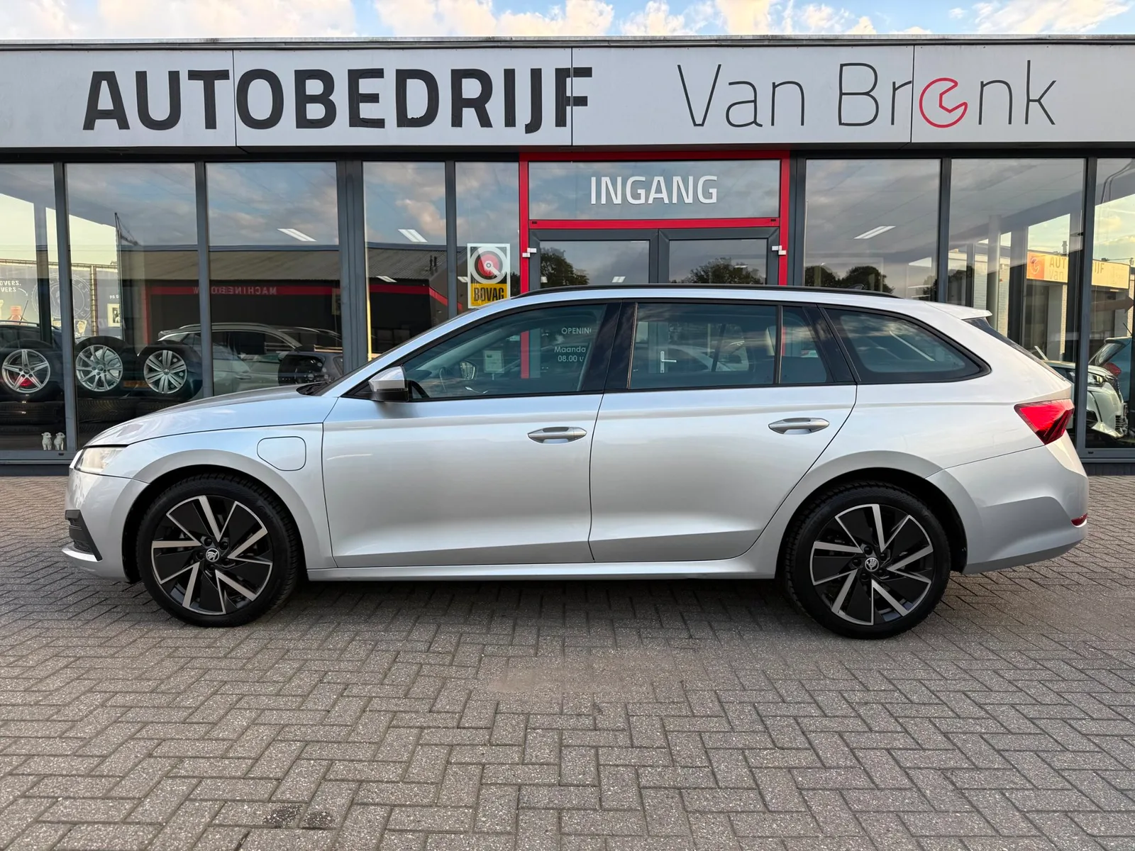 Škoda Octavia (2023) — foto 1