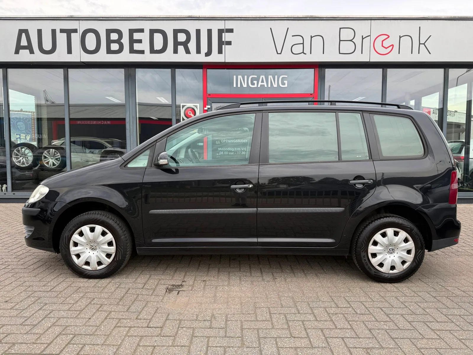 Volkswagen Touran (2007) — foto 1