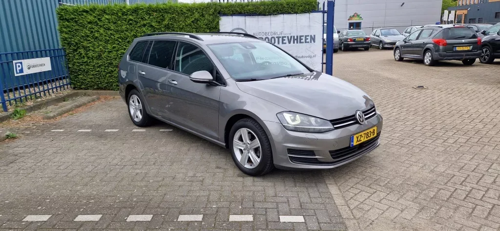Volkswagen Golf (2014) — foto 1