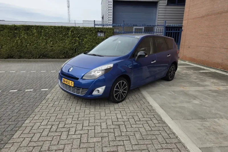 Renault Grand Scénic (2011)