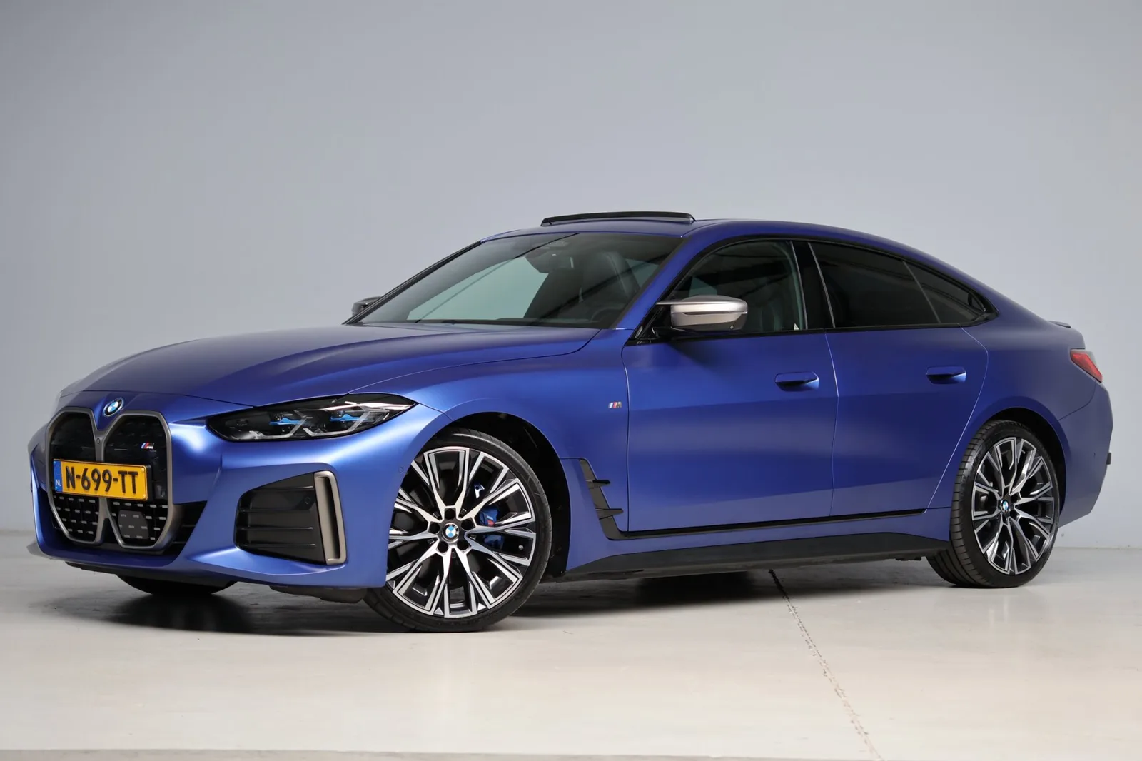 BMW i4 (2021) — foto 1