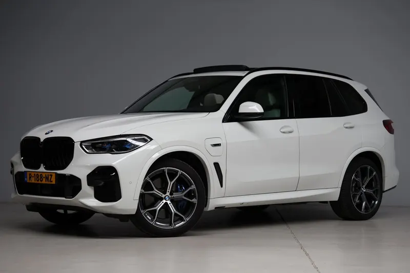 BMW X5 (2022)