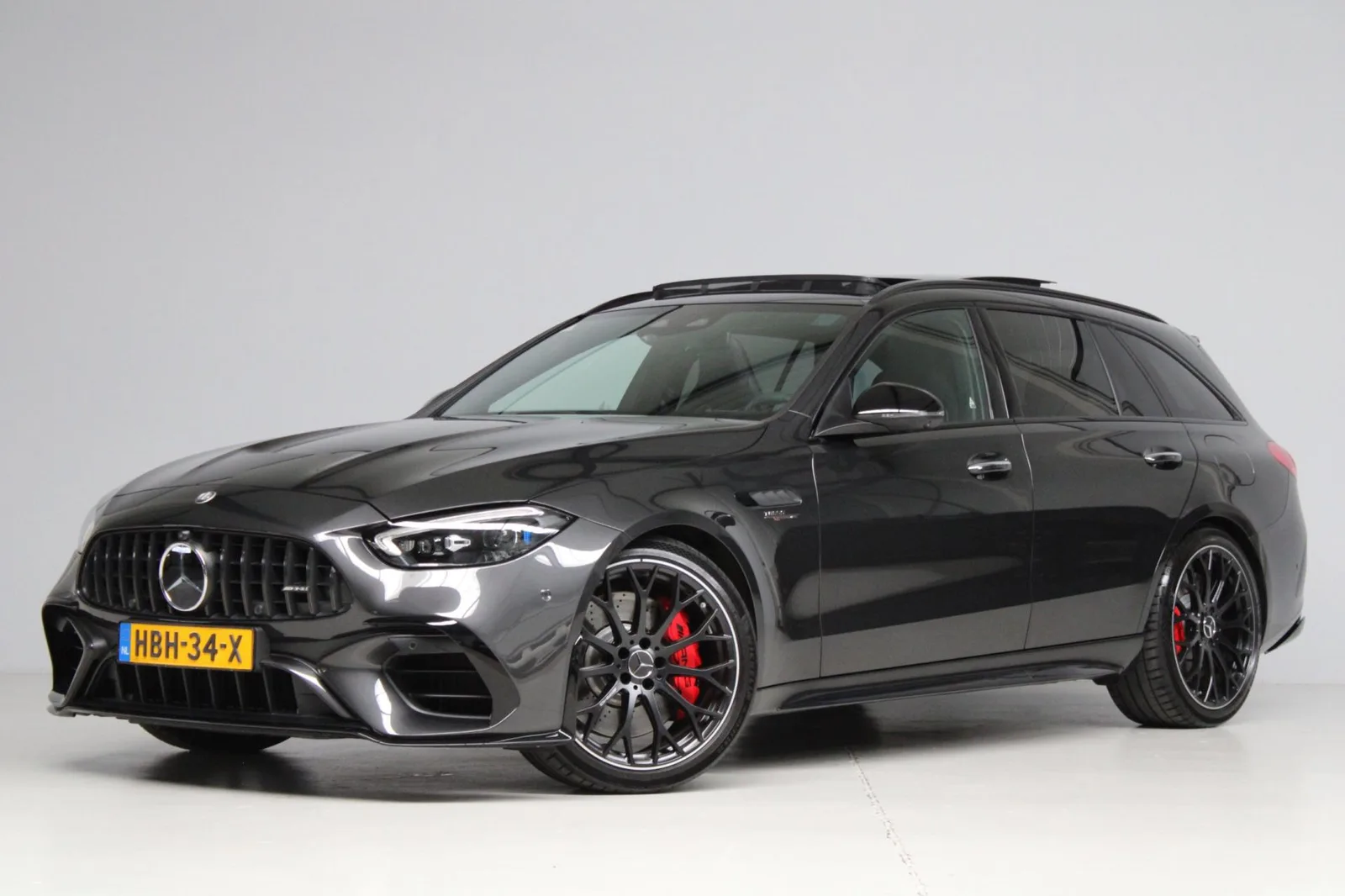 Mercedes-Benz C-Klasse (2025) — foto 1