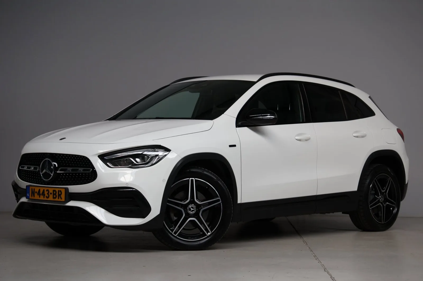 Mercedes-Benz GLA-Klasse (2020) — foto 1
