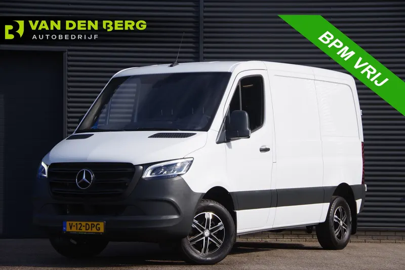 Mercedes-Benz Sprinter (2023)