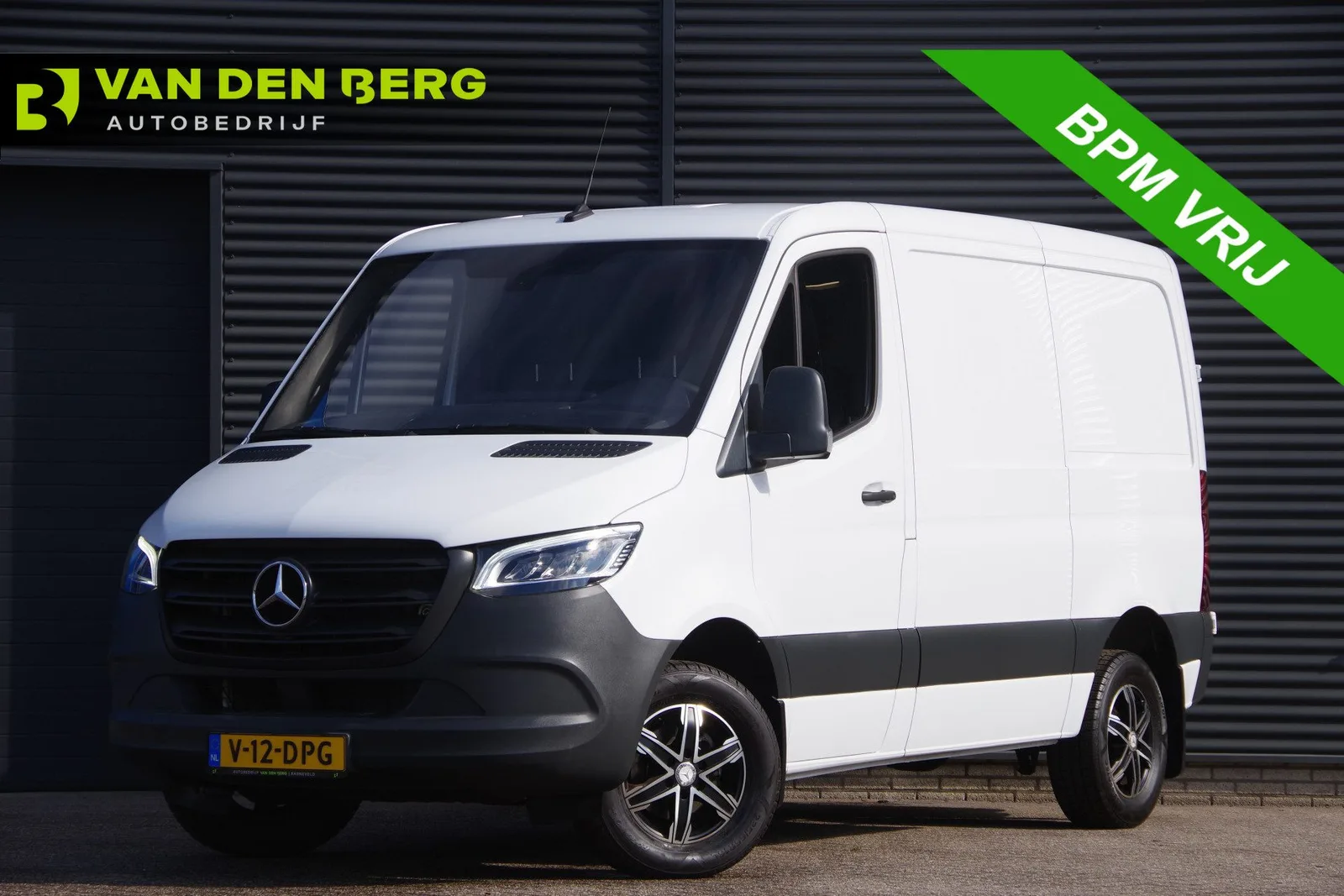 Mercedes-Benz Sprinter (2023) — foto 1
