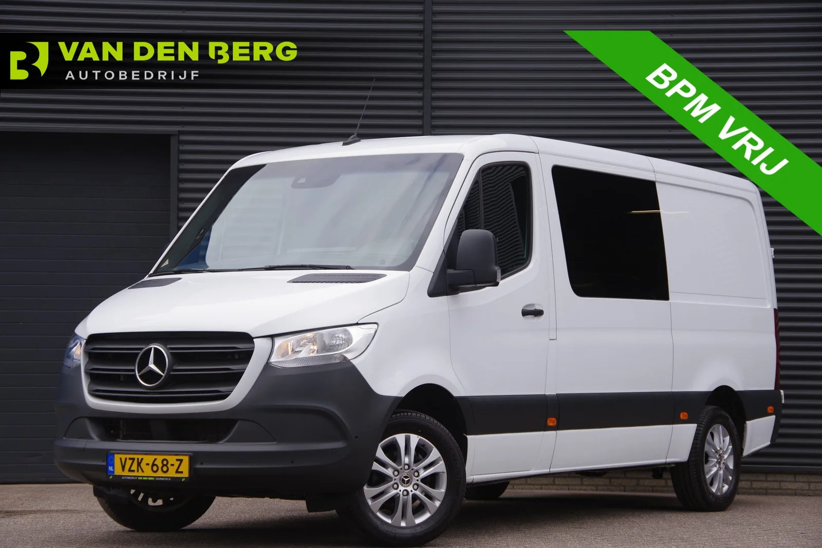 Mercedes-Benz Sprinter (2023) — foto 1