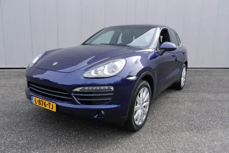 Porsche Cayenne (2011)