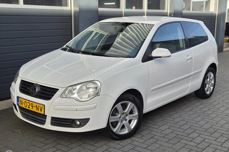 Volkswagen Polo (2008)