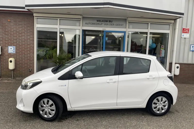Toyota Yaris (2013)