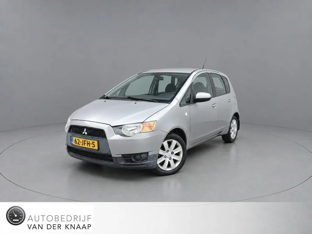 Mitsubishi Colt (2009) — foto 1