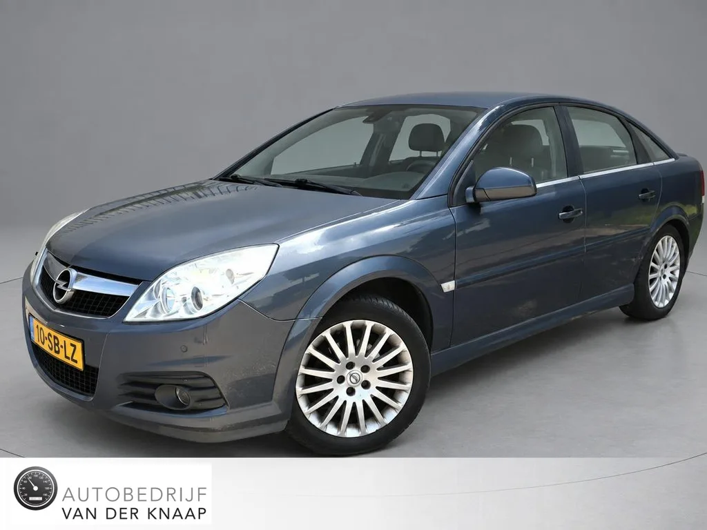 Opel Vectra (2005) — foto 1
