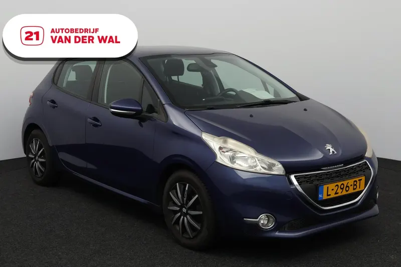 Peugeot 208 (2012)