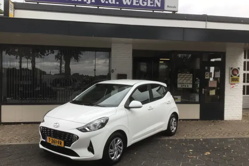 Hyundai i10 (2023)