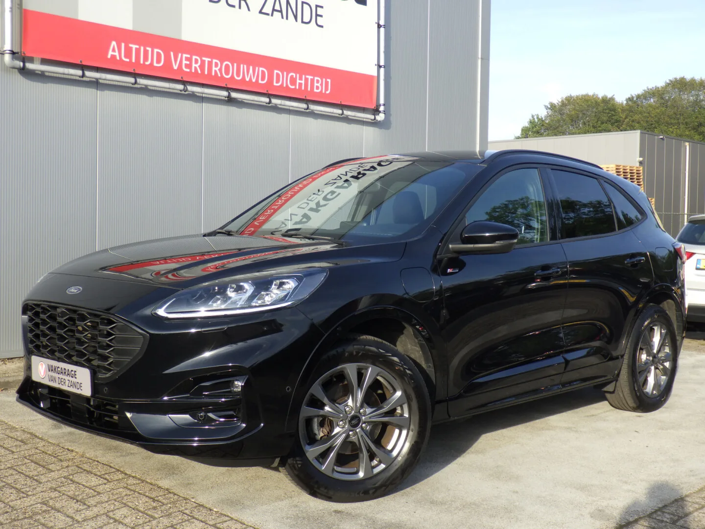 Ford Kuga (2023) — foto 1