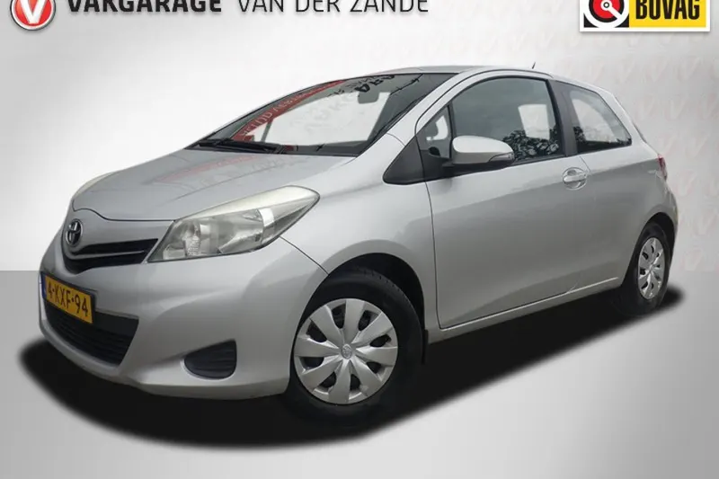 Toyota Yaris (2013)