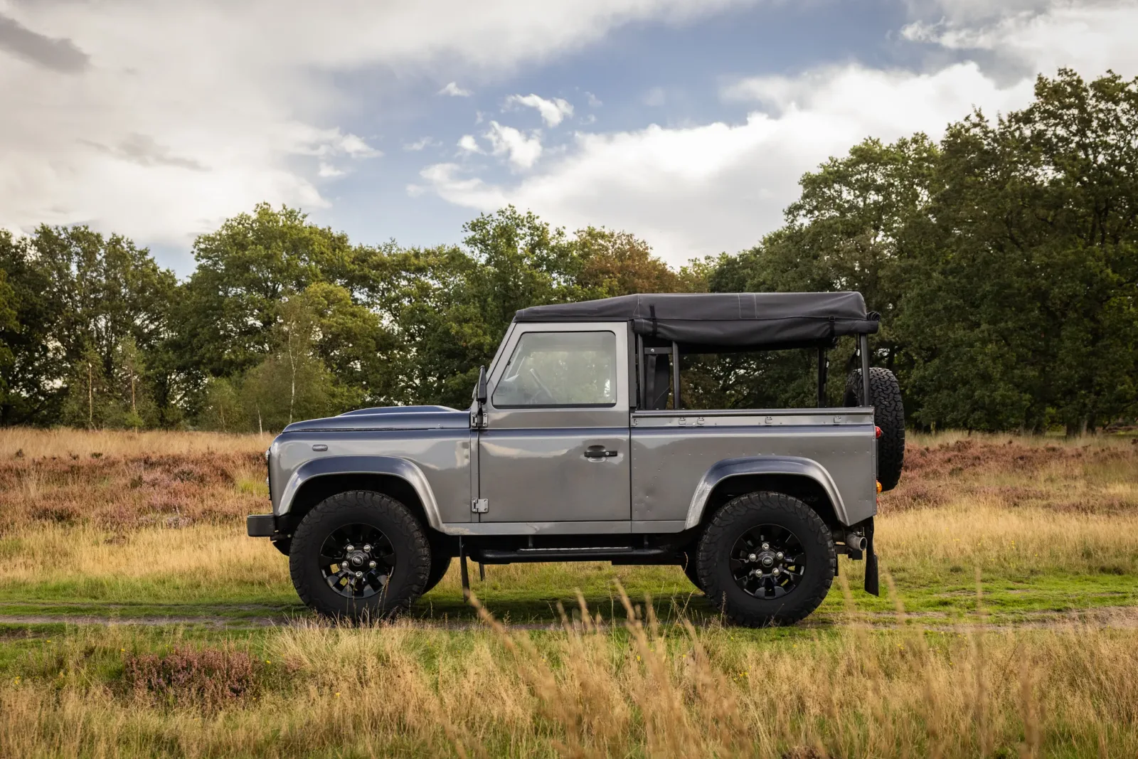 Land Rover Defender (2015) — foto 1