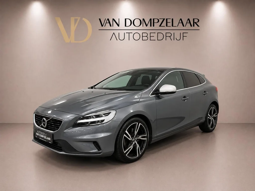Volvo V40 (2018) — foto 1