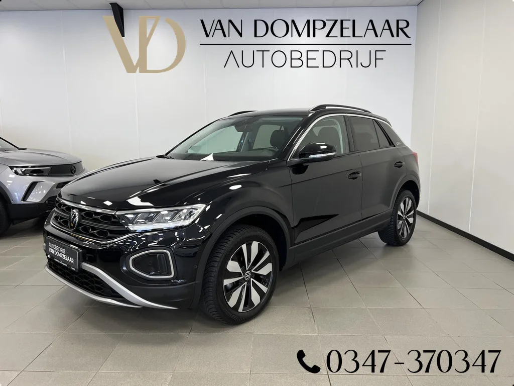 Volkswagen T-Roc (2025) — foto 1