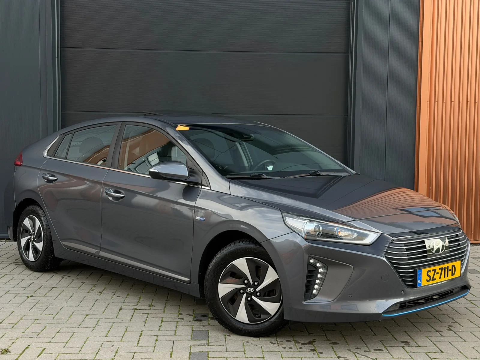 Hyundai Ioniq (2018) — foto 1