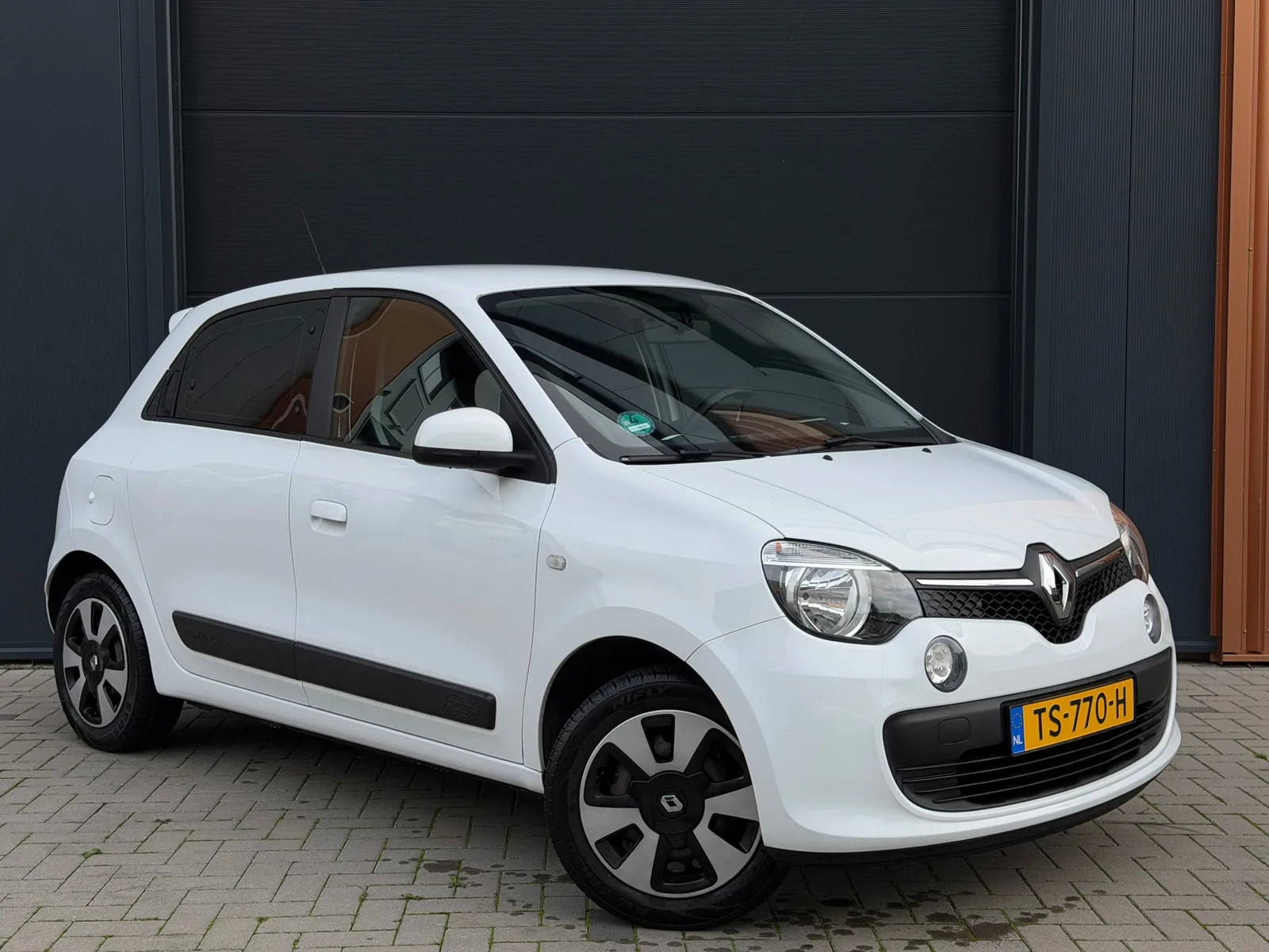 Renault Twingo (2018) — foto 1