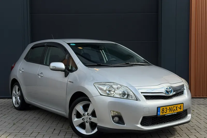 Toyota Auris (2010)