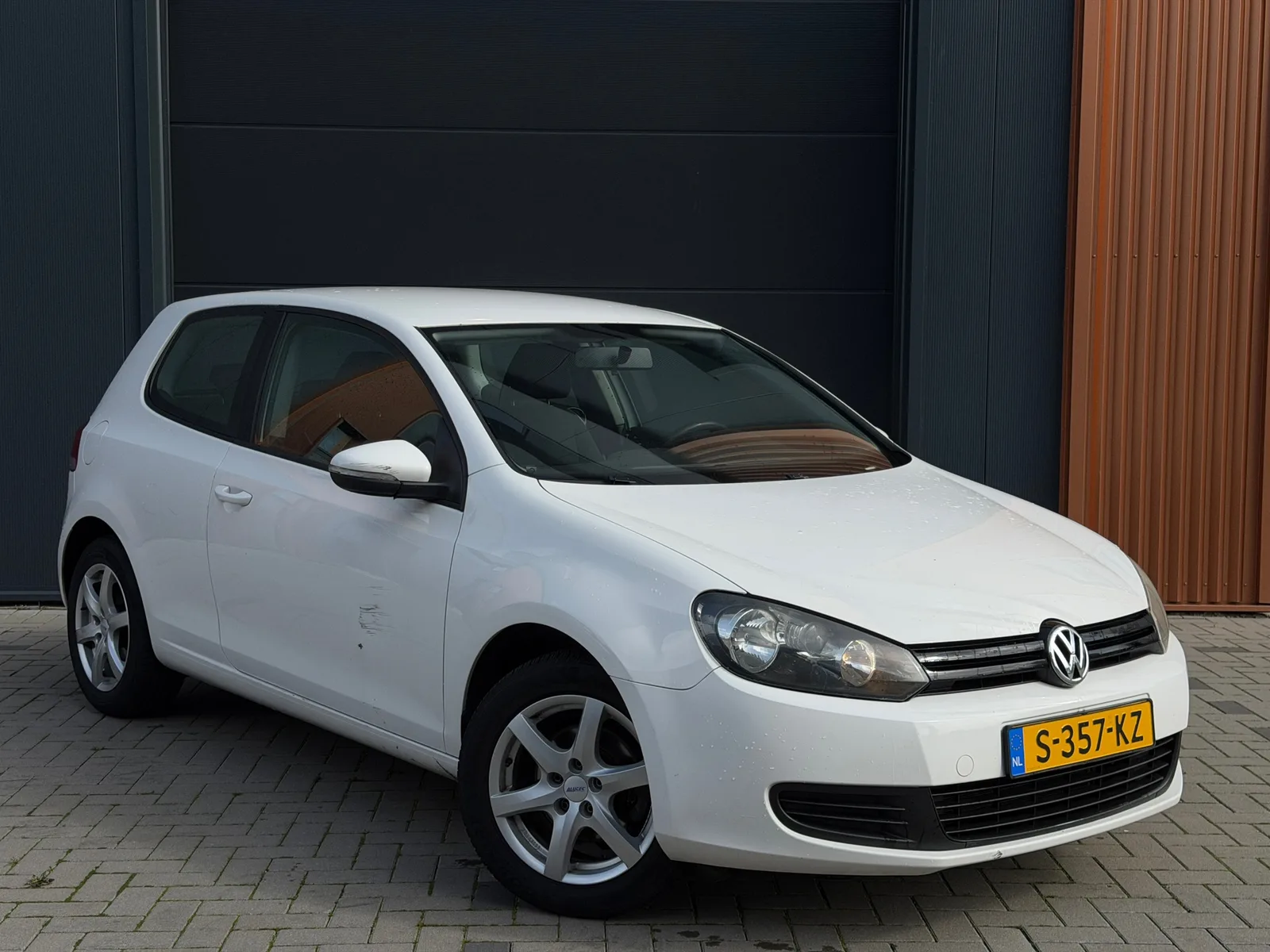 Volkswagen Golf (2010) — foto 1