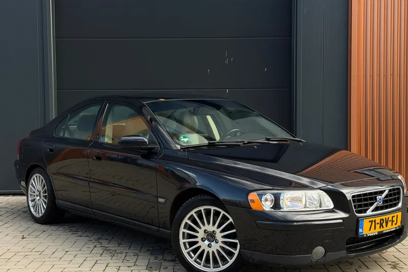 Volvo S60 (2005)