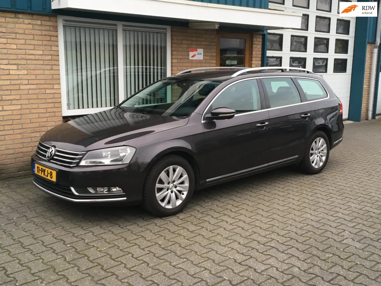 Volkswagen Passat (2011) — foto 1