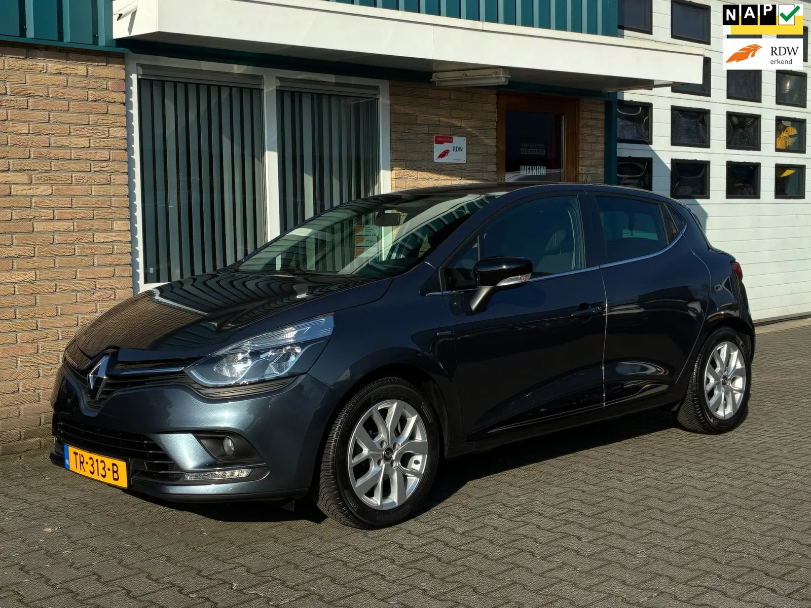 Renault Clio (2018) — foto 1