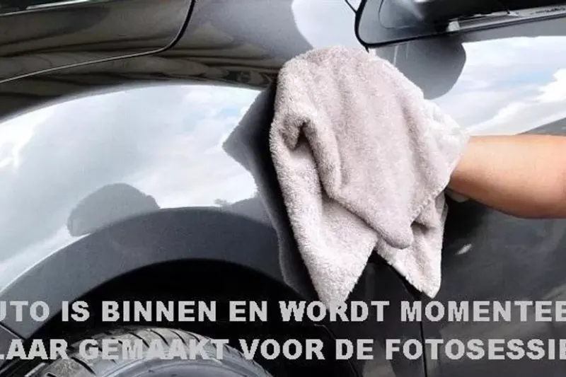 Mitsubishi Outlander (2015)