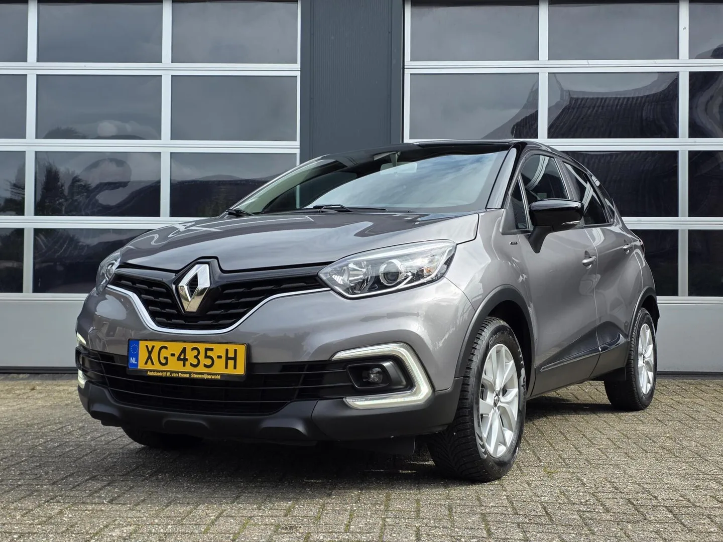 Renault Captur (2019) — foto 1