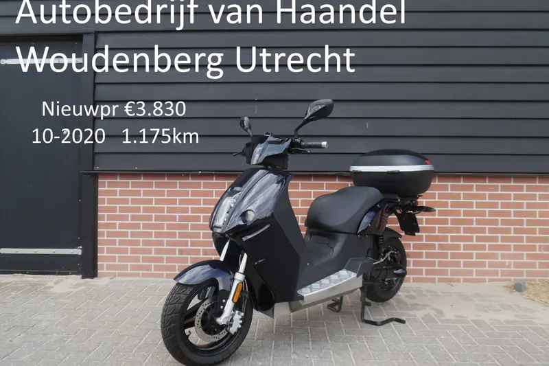 E-Max Bromscooter (2020)