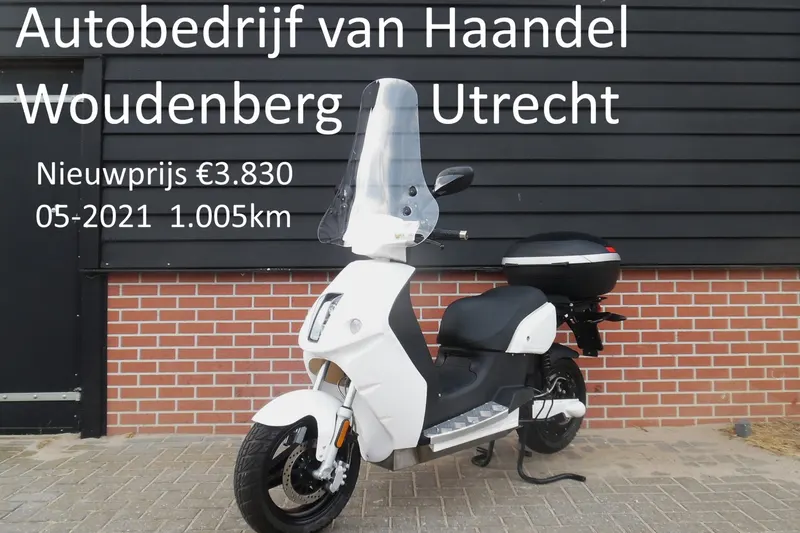 E-Max Bromscooter (2021)