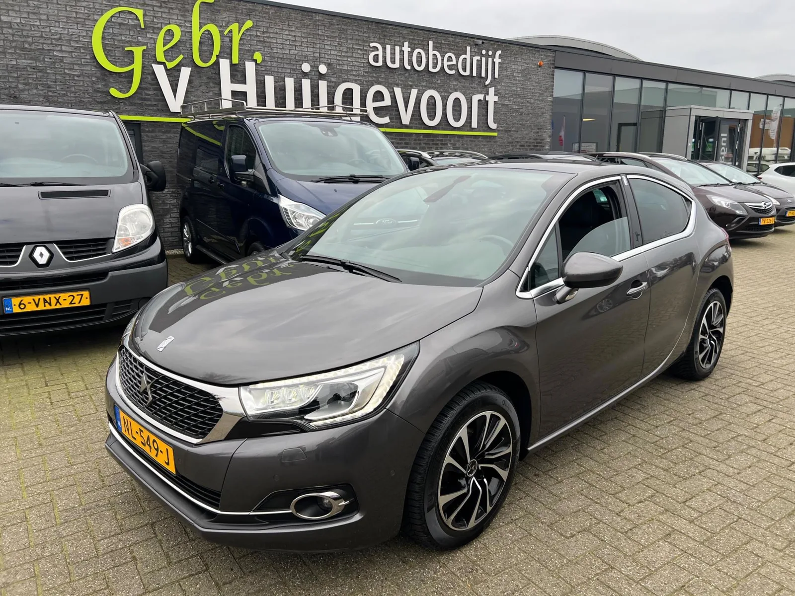 DS 4 (2017) — foto 1