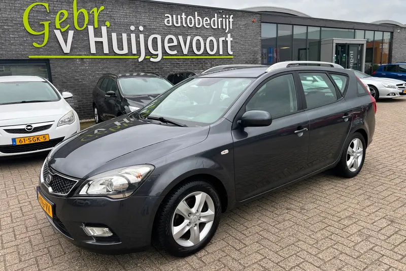 Kia Cee'd (2012)