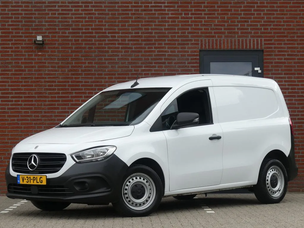 Mercedes-Benz Citan (2024) — foto 1