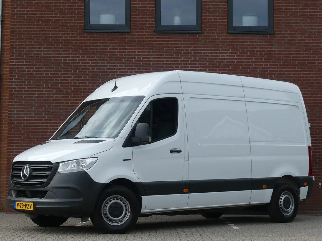 Mercedes-Benz eSprinter (2024) — foto 1