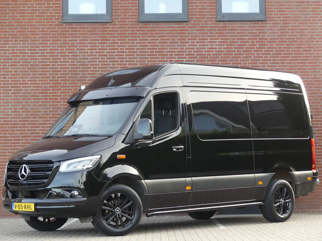 Mercedes-Benz Sprinter (2024) — foto 1