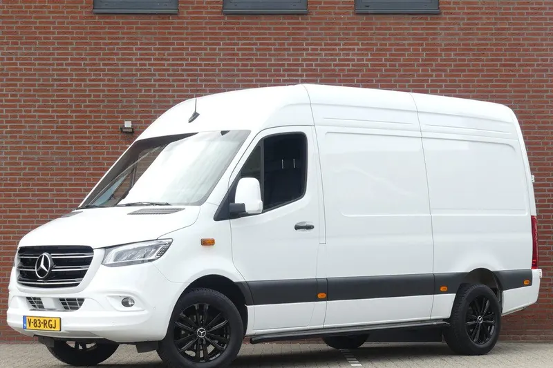 Mercedes-Benz Sprinter (2024)