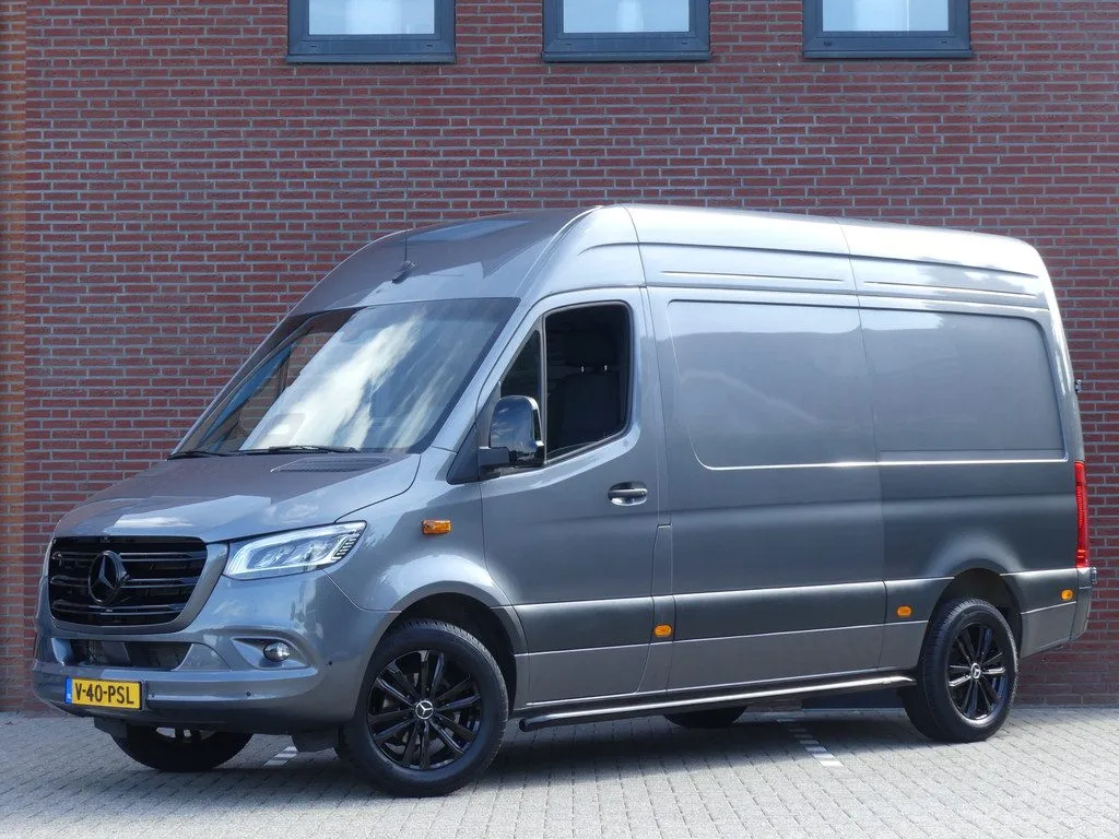 Mercedes-Benz Sprinter (2024) — foto 1