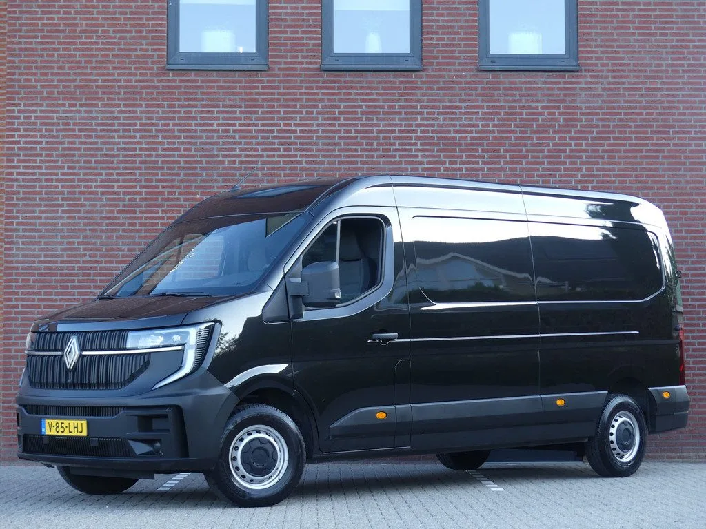 Renault Master (2024) — foto 1