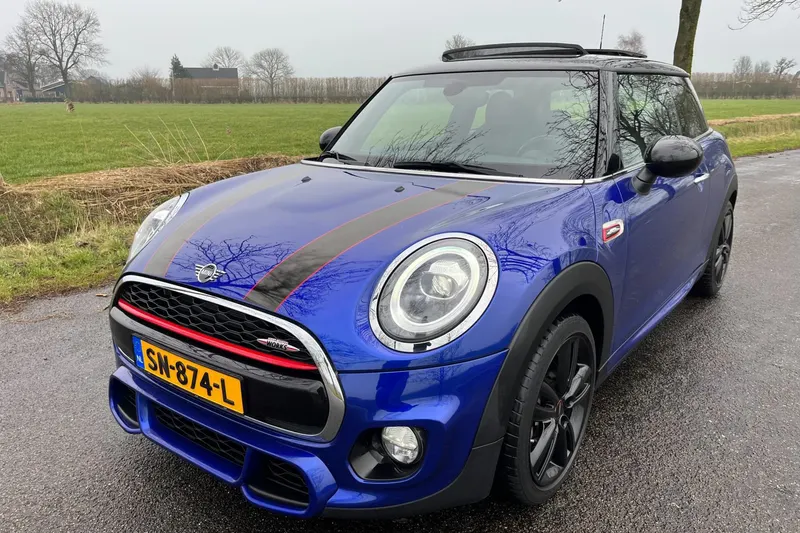 MINI Cooper (2018)