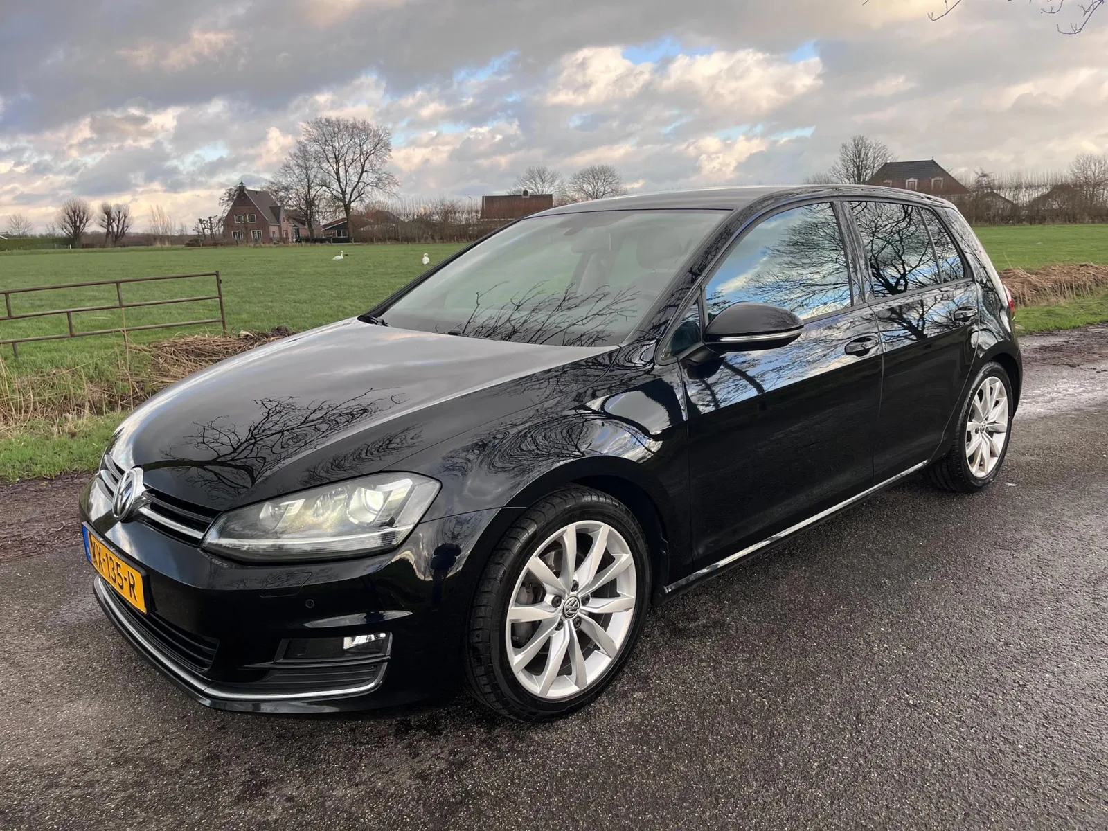Volkswagen Golf (2013) — foto 1