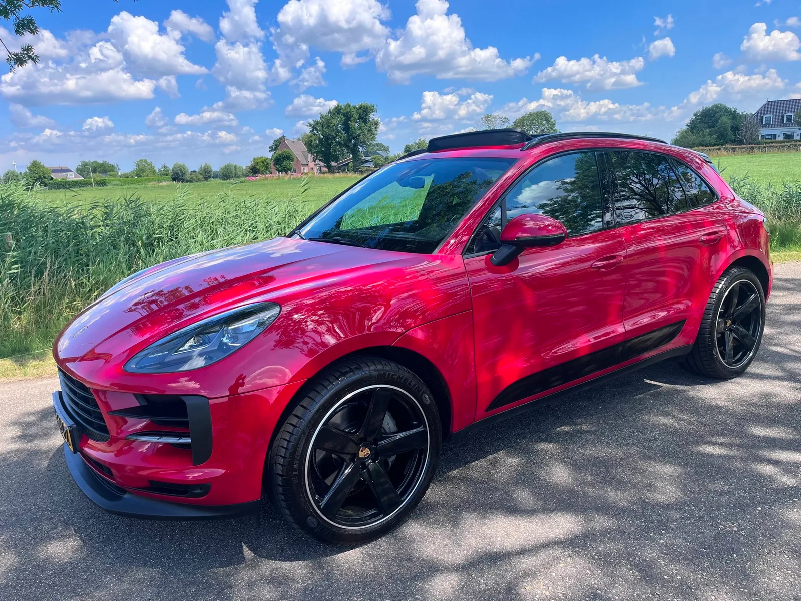 Porsche Macan (2019) — foto 1